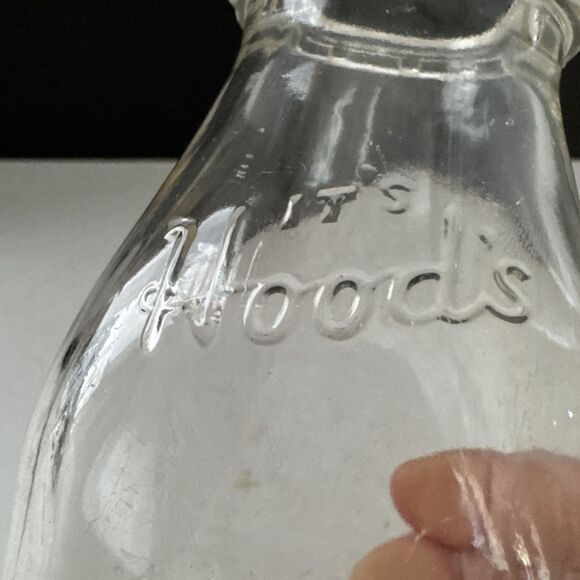 Milk Bottle “It’s Hood’s” 1/2 Pint Vintage  Excellent Condition - Picture 2 of 8